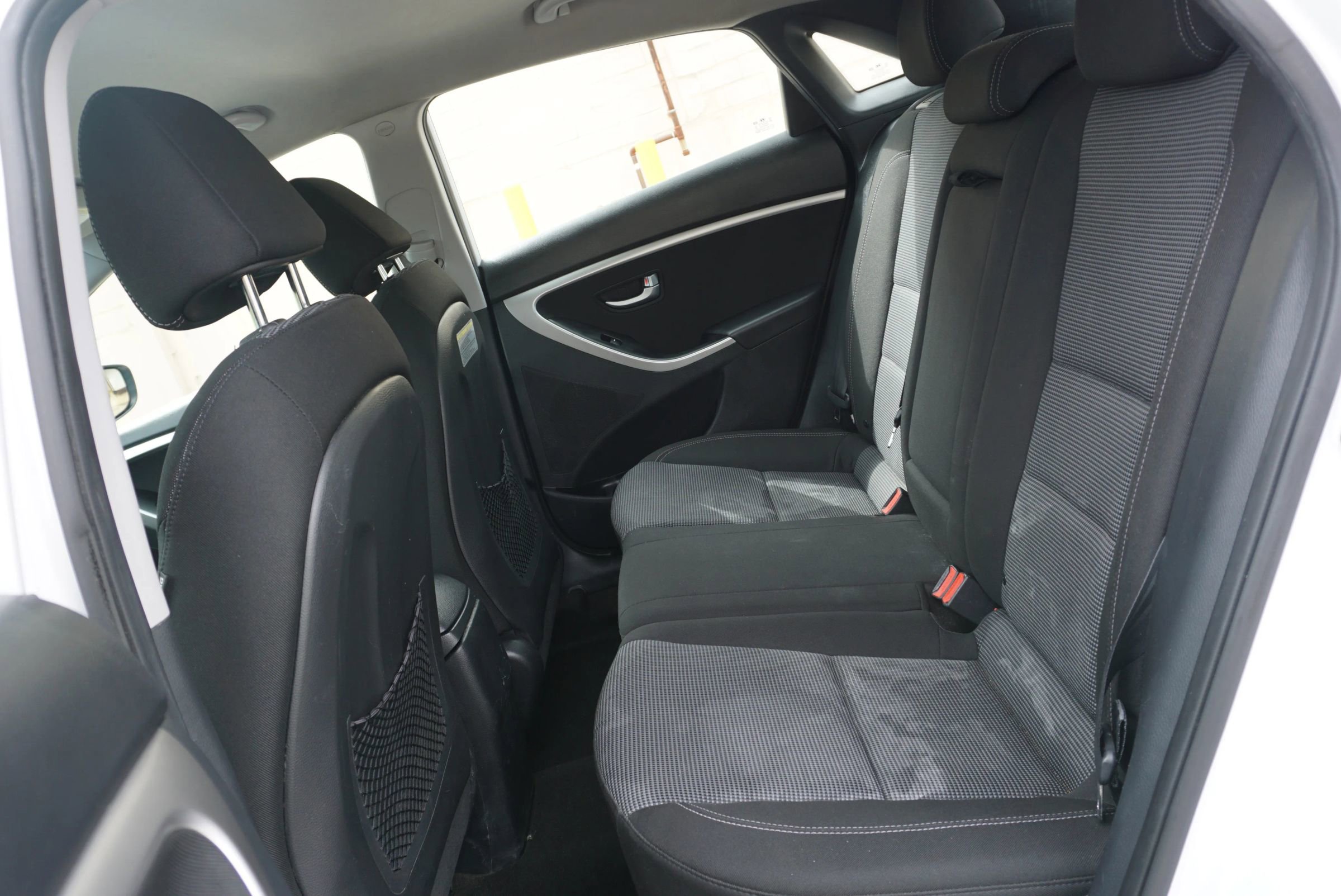 Used 2014 Hyundai Elantra GT FWD image 19