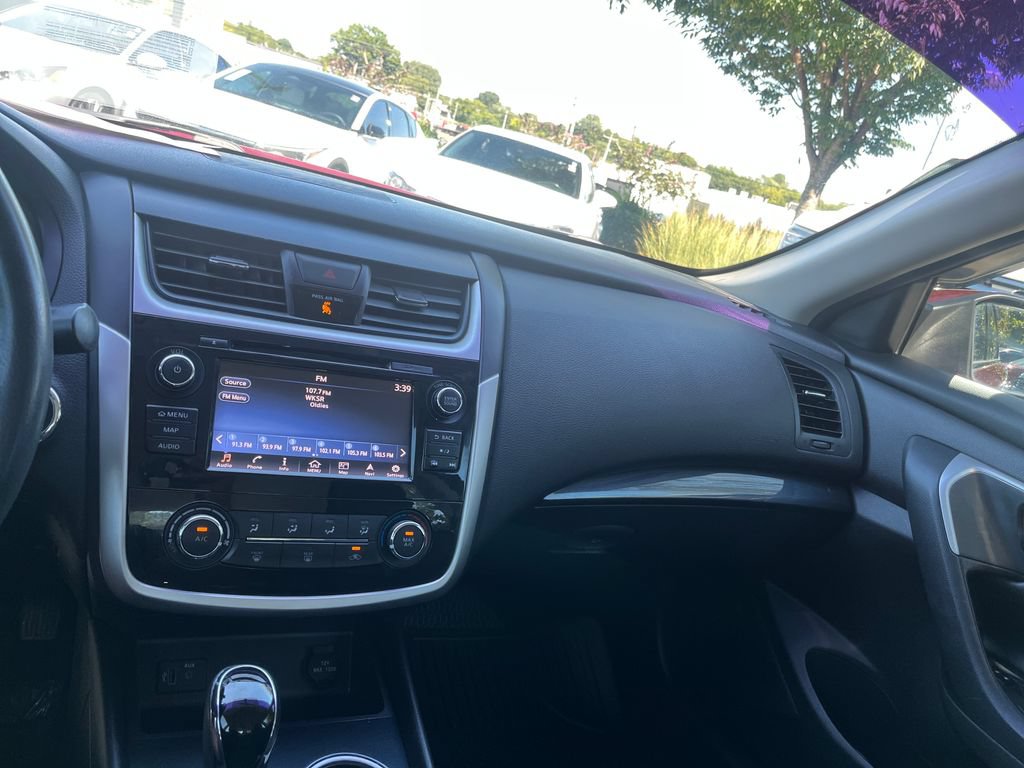 Used 2018 Nissan Altima 2.5 SR w/ SR Special Edition FWD image 15