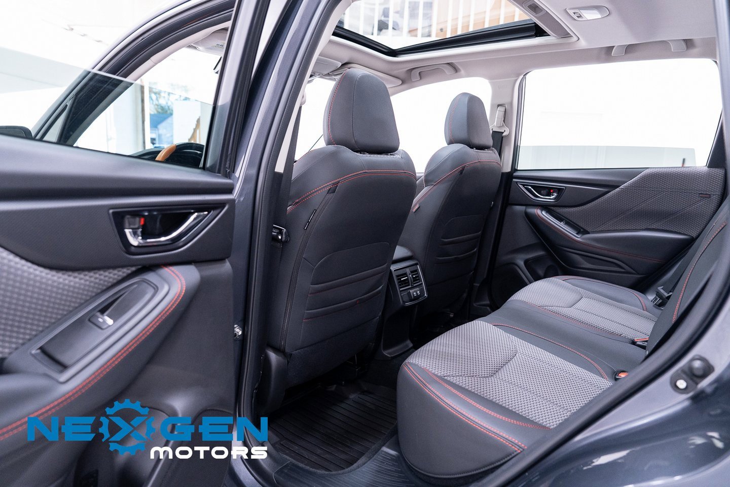 Used 2023 Subaru Forester Sport image 40