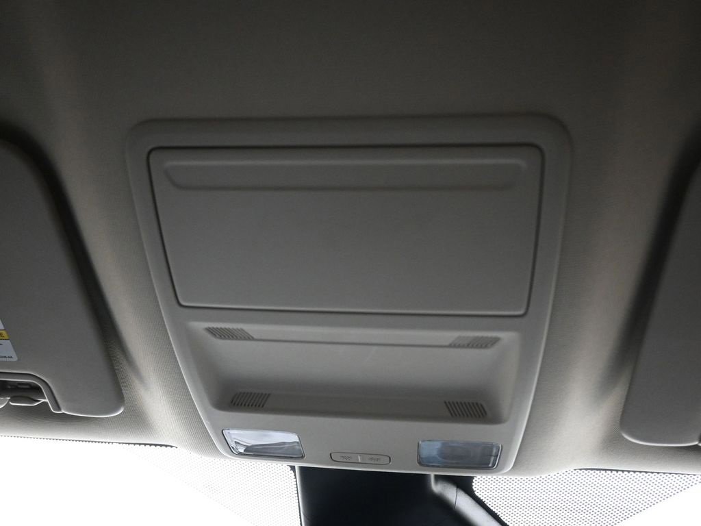 Used 2021 Ford Ranger Lariat w/ Tremor Off-Road Package image 26