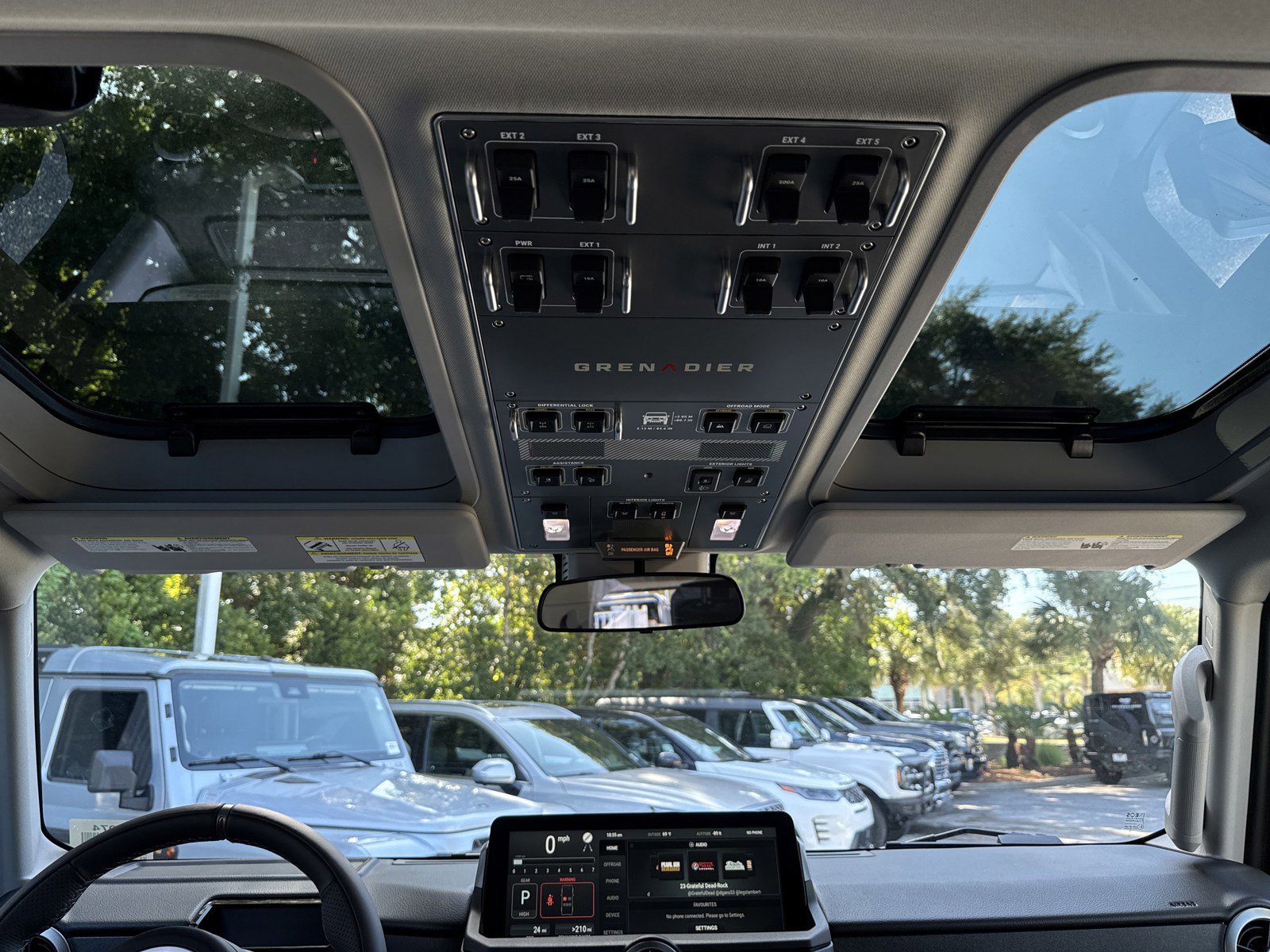 New 2025 INEOS Grenadier Fieldmaster Edition AWD/4WD image 26