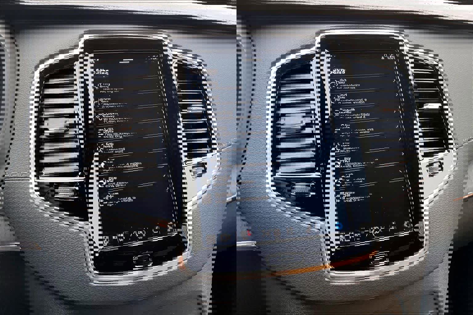 Used 2023 Volvo XC90 B6 Ultimate image 39