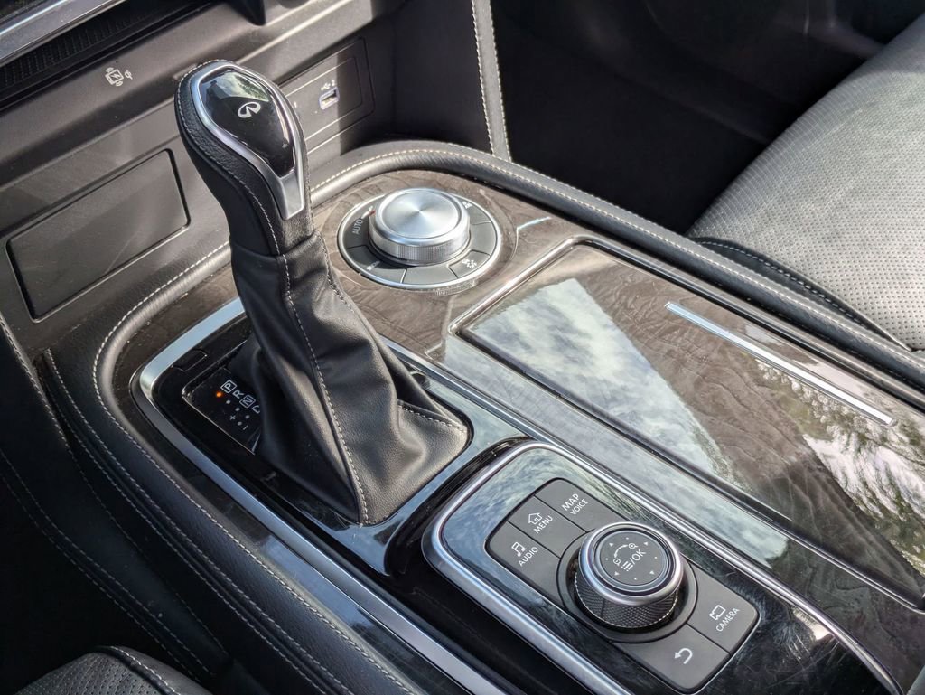 Used 2024 INFINITI QX80 Luxe image 22