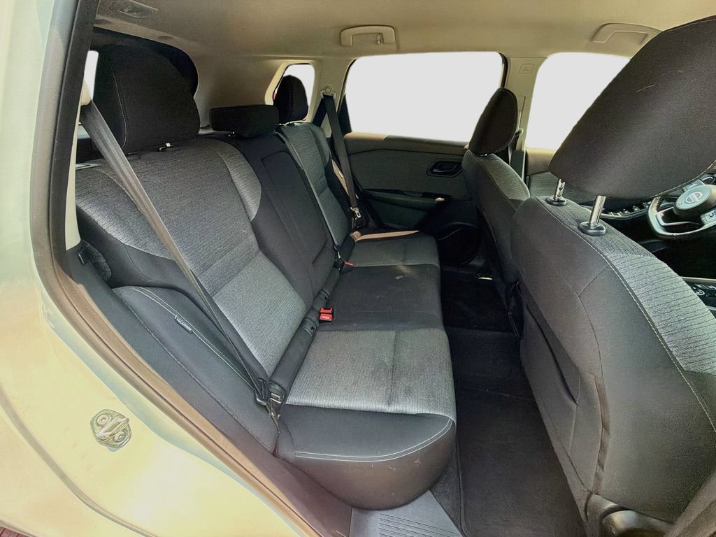 Used 2021 Nissan Rogue S AWD/4WD image 28