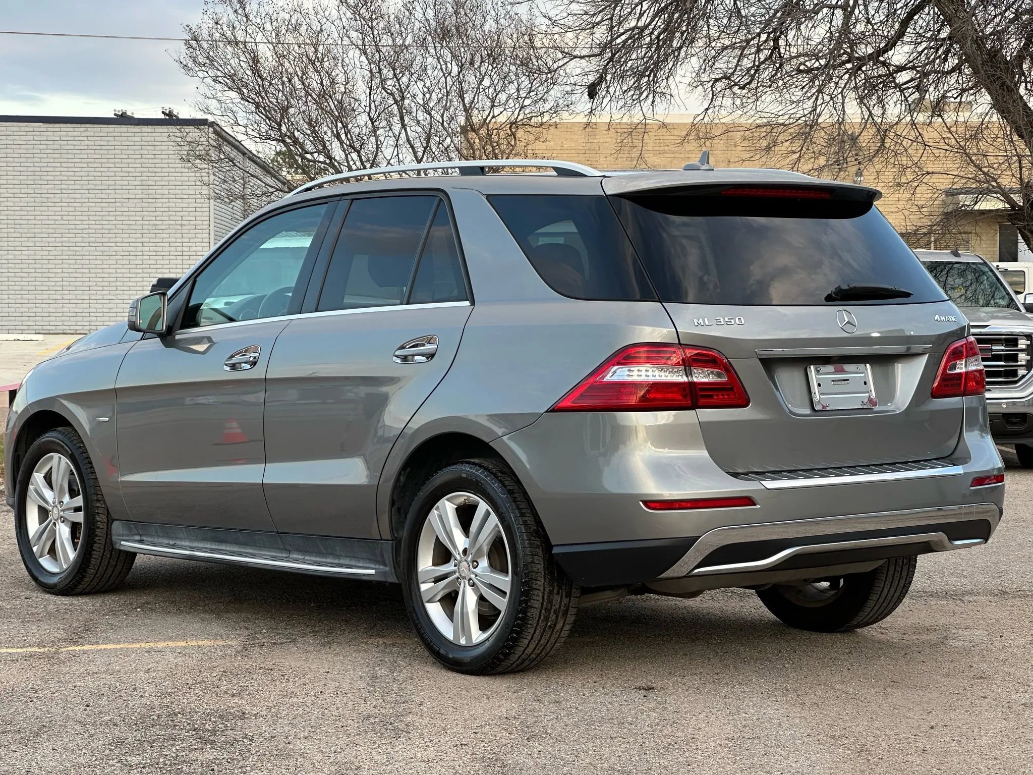 Used 2012 Mercedes-Benz ML 350 4MATIC image 4
