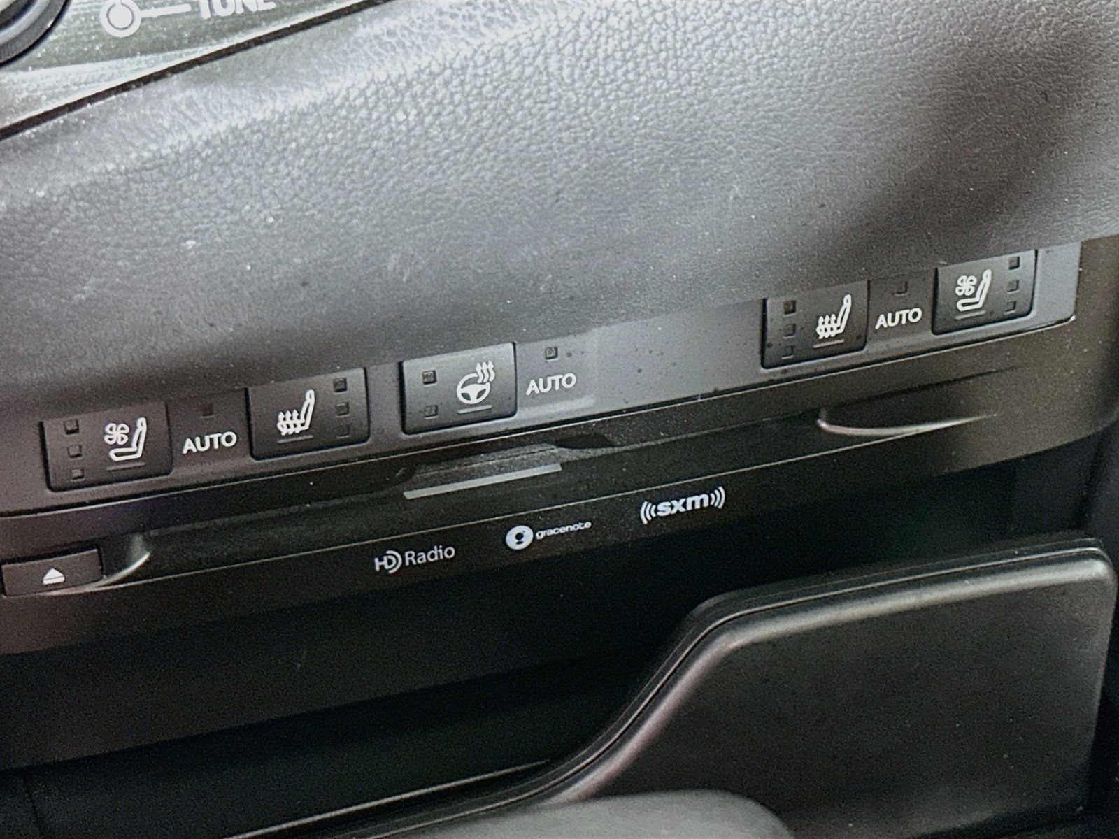Used 2020 Lexus ES 300h w/ Premium Package FWD image 20