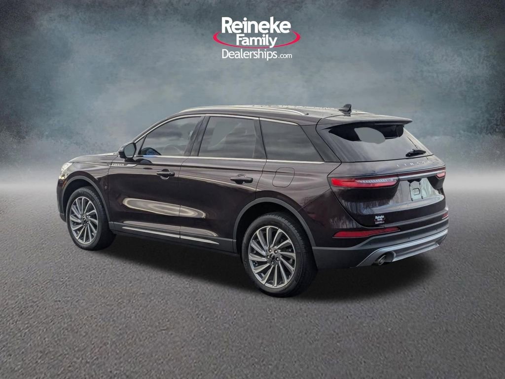 Used 2023 Lincoln Corsair Reserve image 8