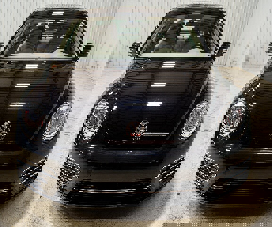 Used 2018 Volkswagen Beetle 2.0T SE image 18