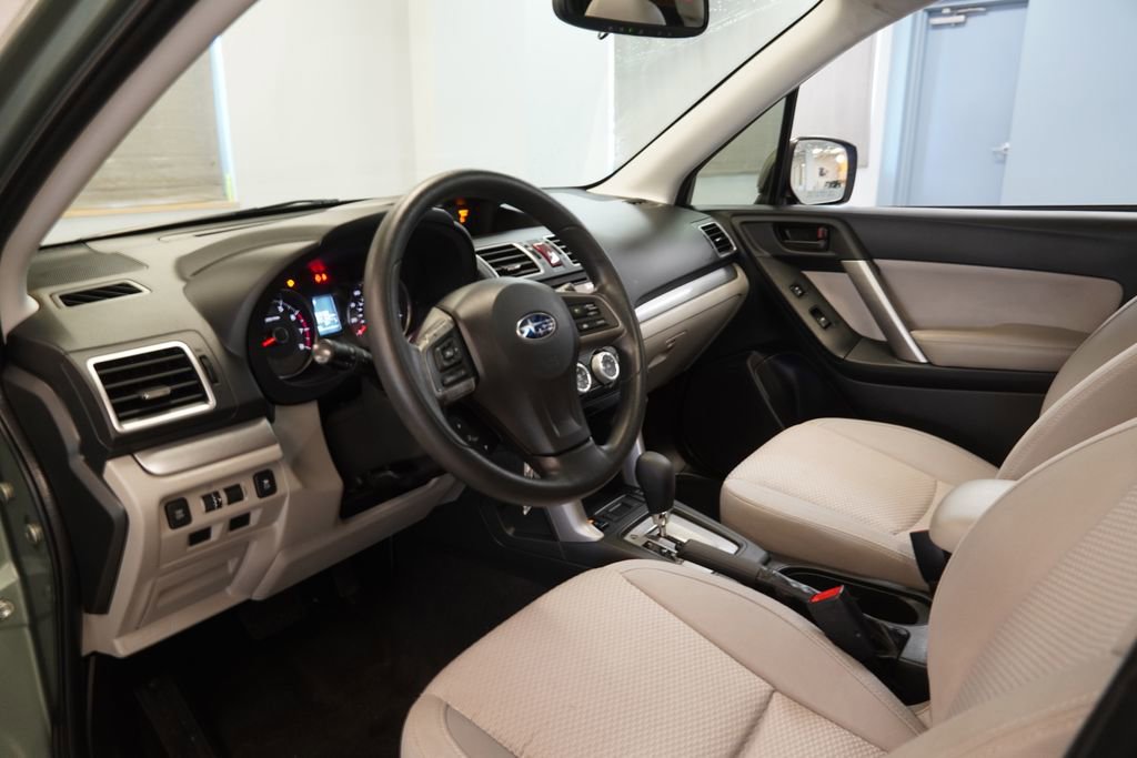 Used 2016 Subaru Forester 2.5i Premium image 7