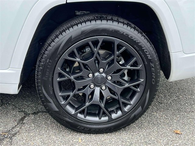 Certified 2024 Jeep Grand Cherokee L Summit image 9