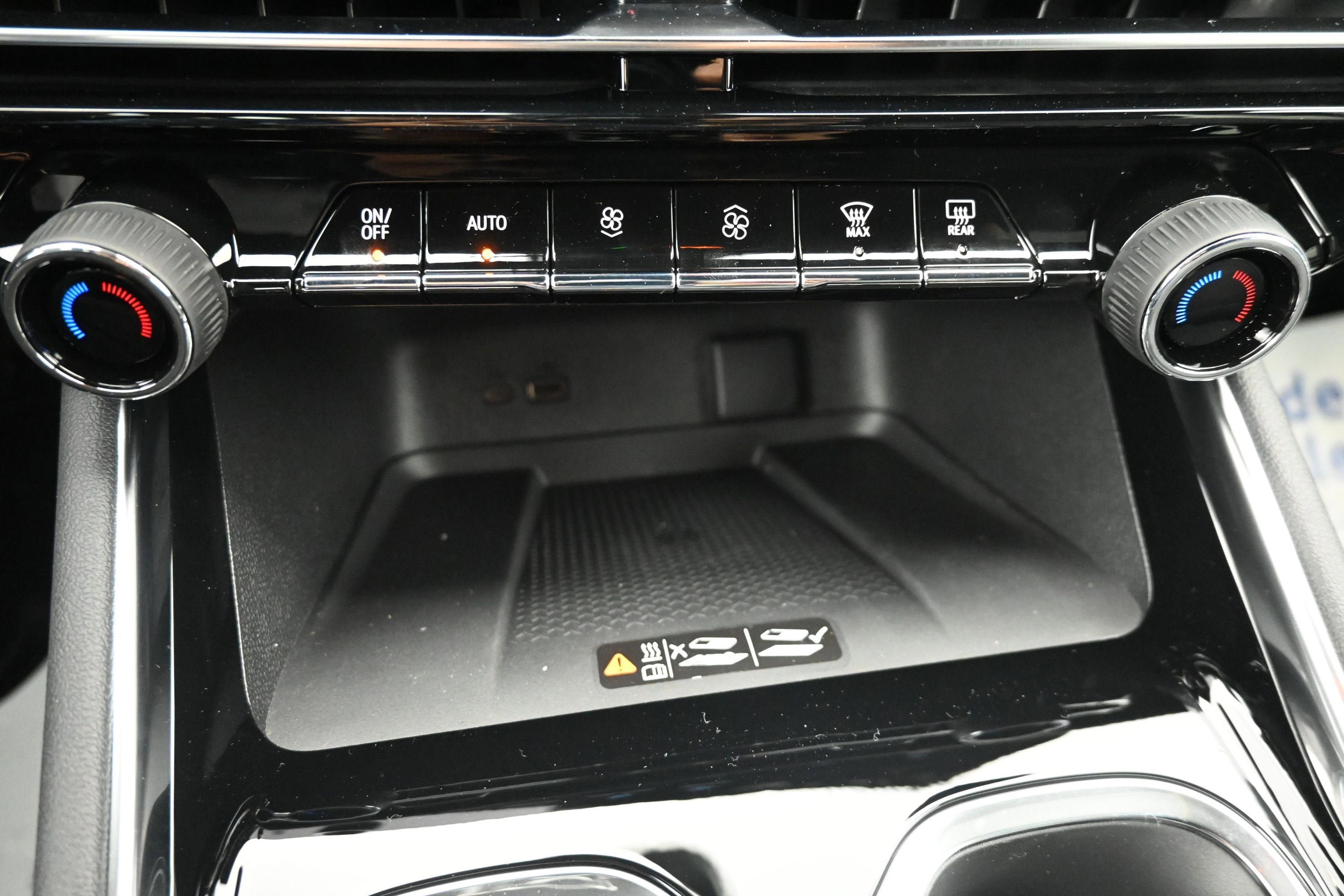 New 2026 Chevrolet Traverse LT FWD image 16