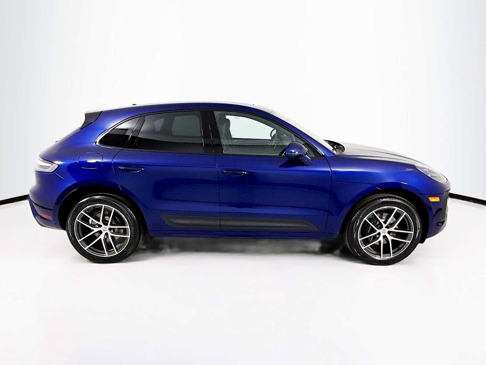 New 2026 Porsche Macan AWD/4WD image 8