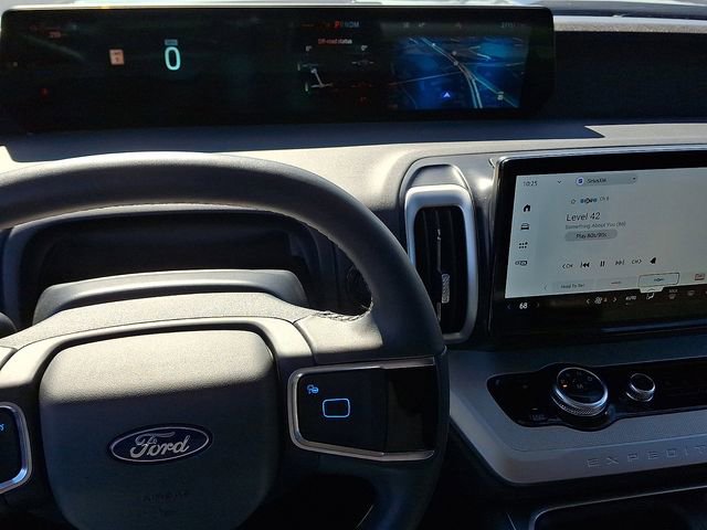 Certified 2025 Ford Expedition Max Active AWD/4WD image 25