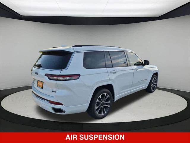 Certified 2022 Jeep Grand Cherokee L Overland w/ Luxury Tech Group IV AWD/4WD image 7