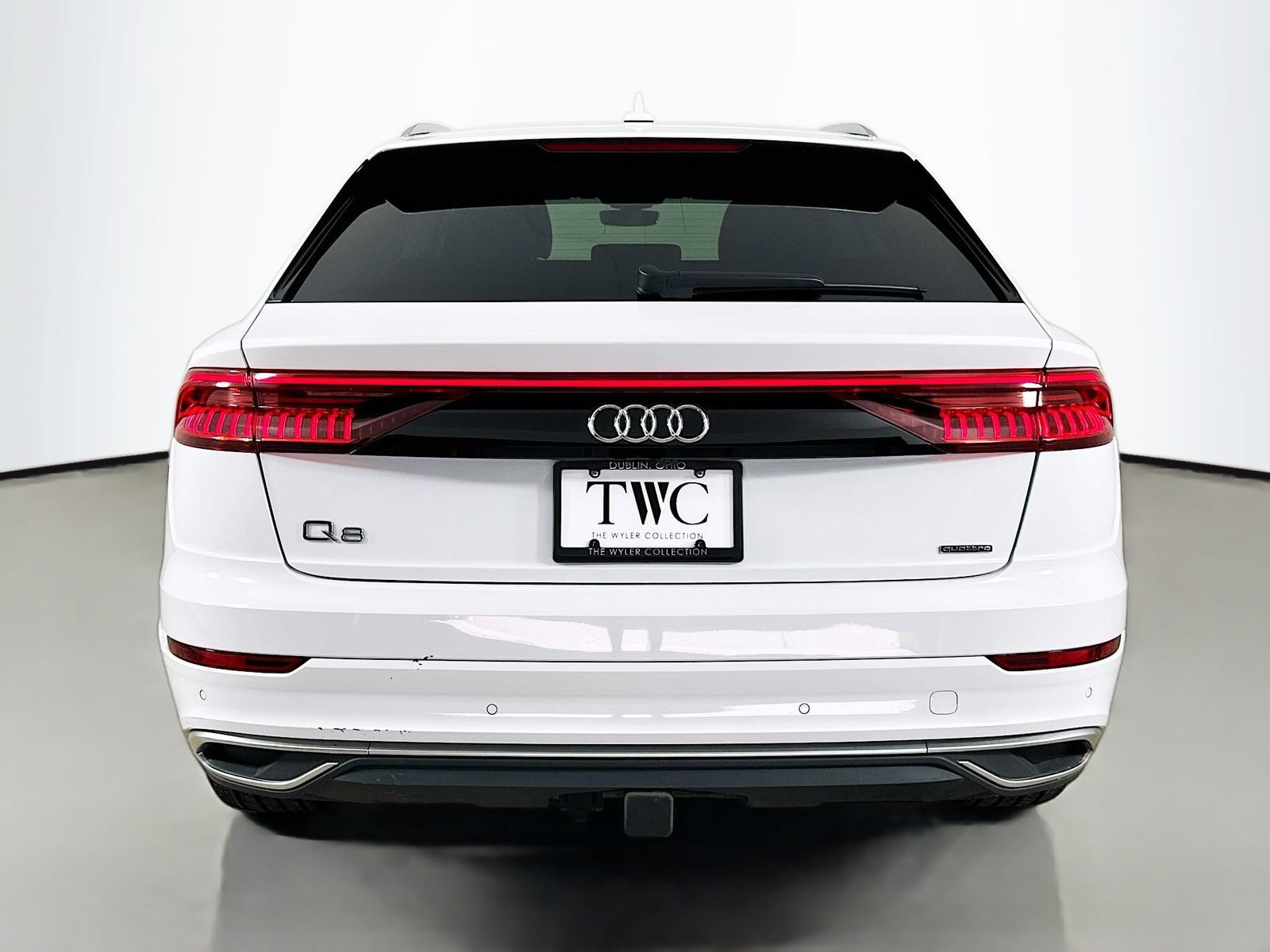 Used 2023 Audi Q8 Prestige w/ Prestige Package AWD/4WD image 6