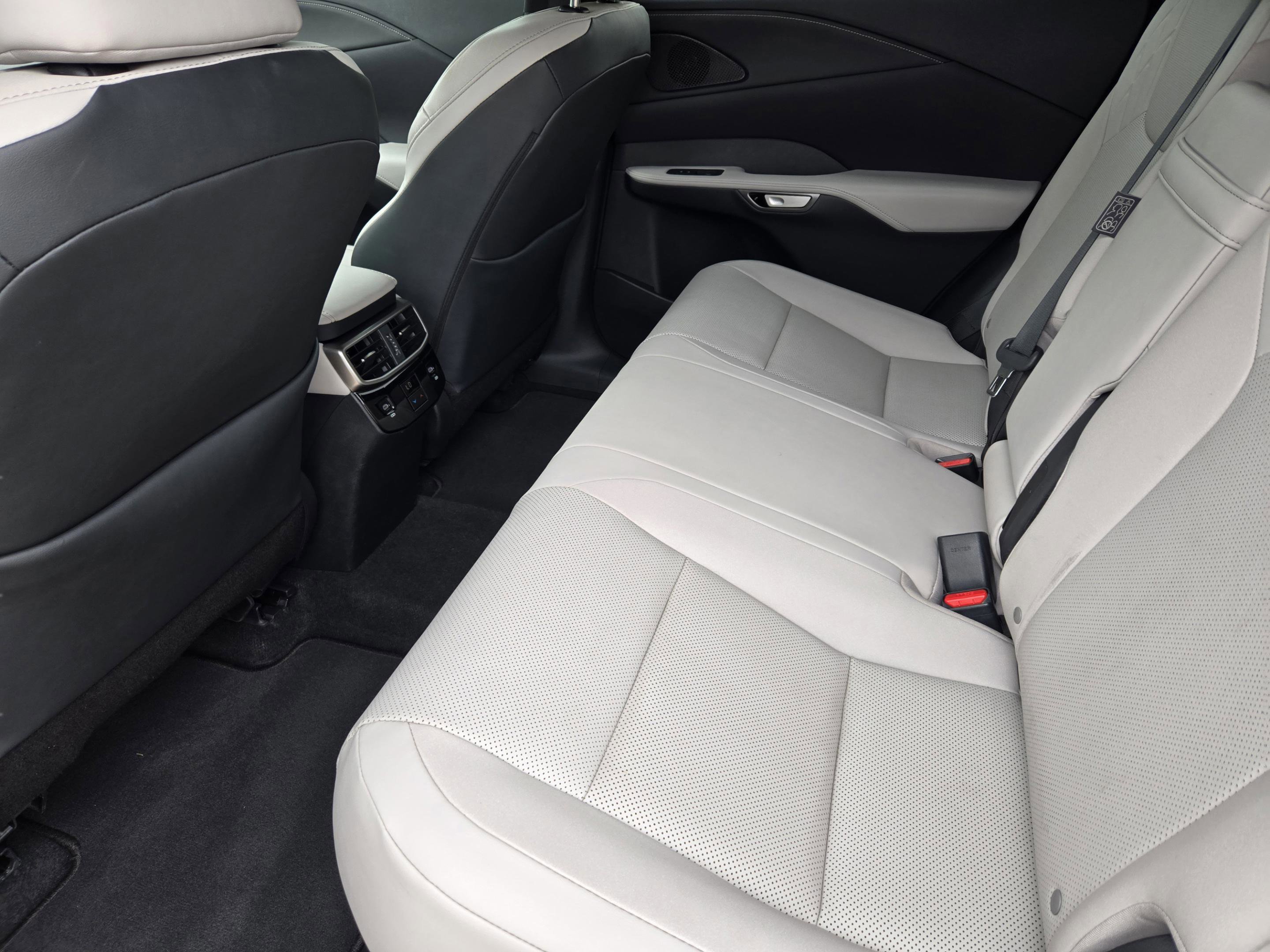 Used 2023 Lexus RX 350 Premium w/ Cold Area Package image 37