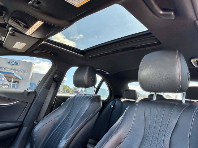 Used 2020 Mercedes-Benz E 350 Sedan image 21