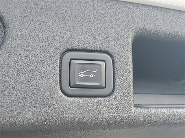 Used 2020 Chevrolet Equinox LT image 9