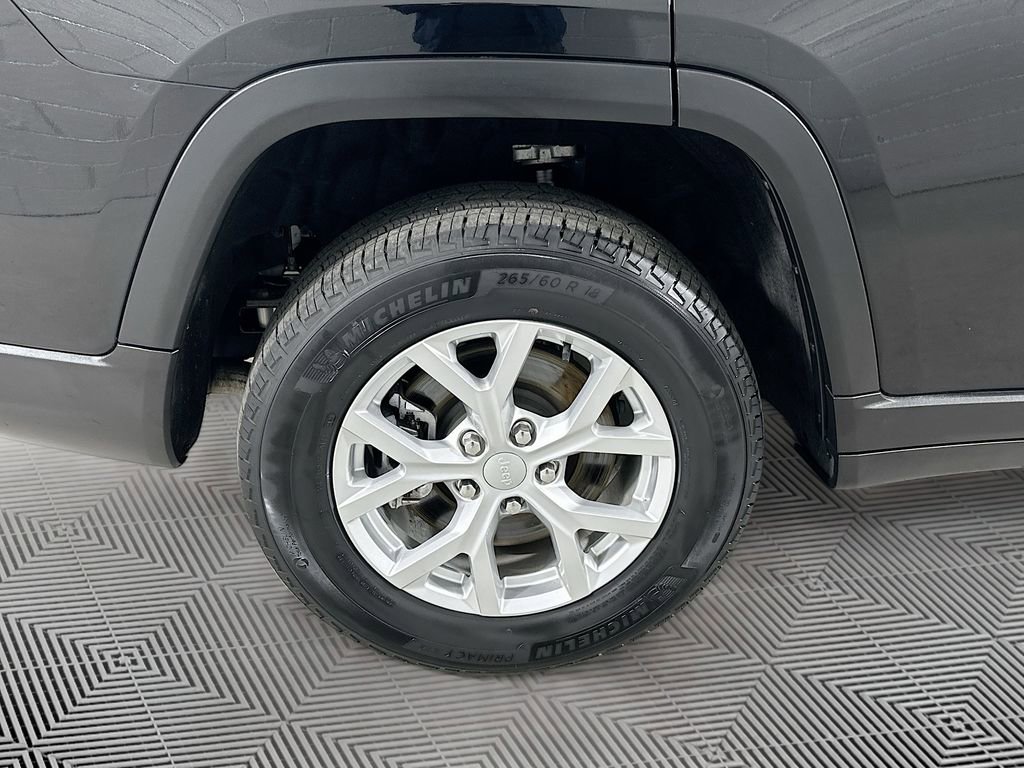 Certified 2023 Jeep Grand Cherokee L Limited image 27