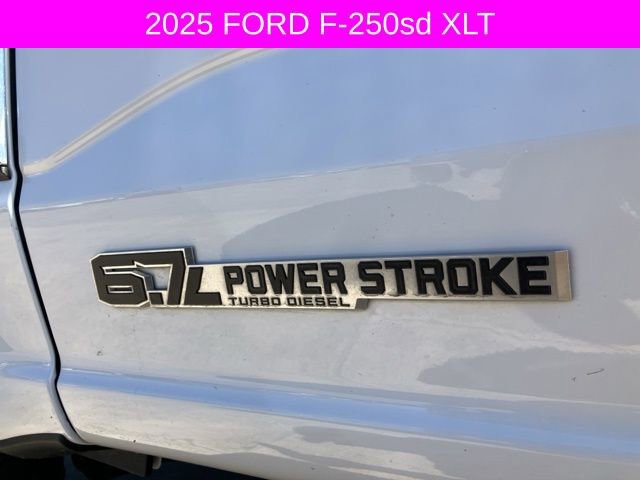 Used 2025 Ford F250 XLT w/ FX4 Off-Road Package image 40