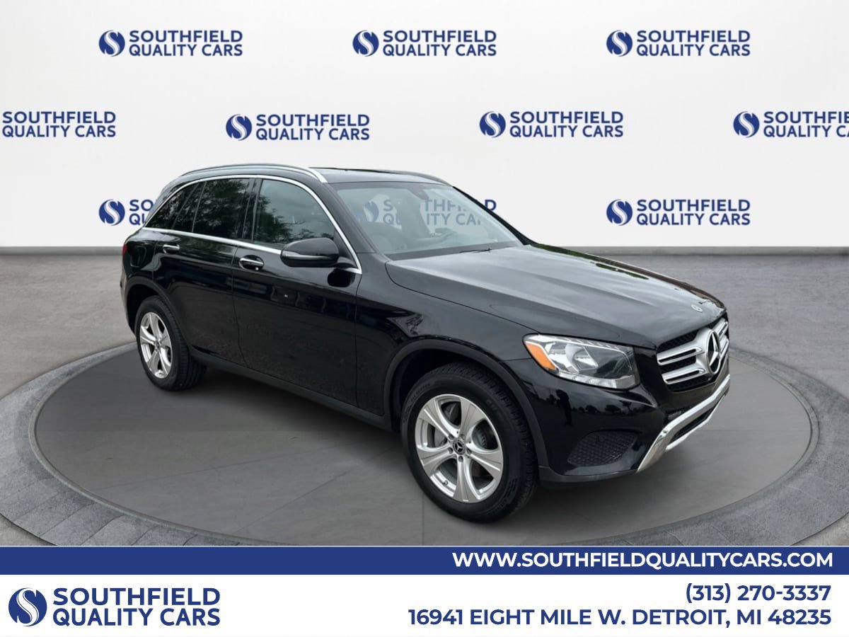 Used 2017 Mercedes-Benz GLC 300 4MATIC w/ Premium 1 Package image 1