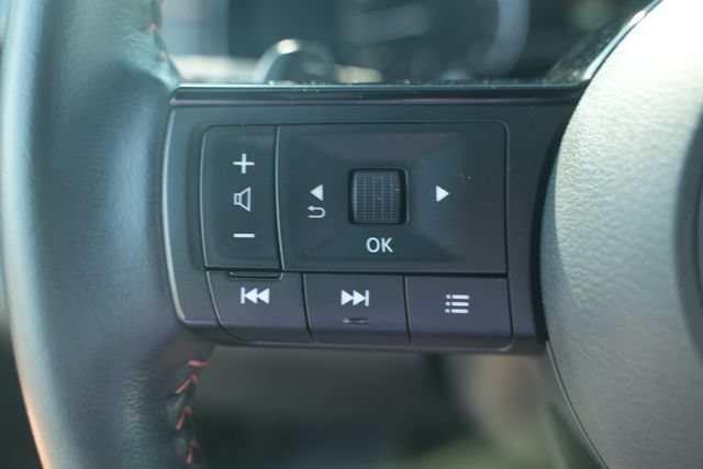 Used 2023 Nissan Pathfinder Rock Creek AWD/4WD image 34