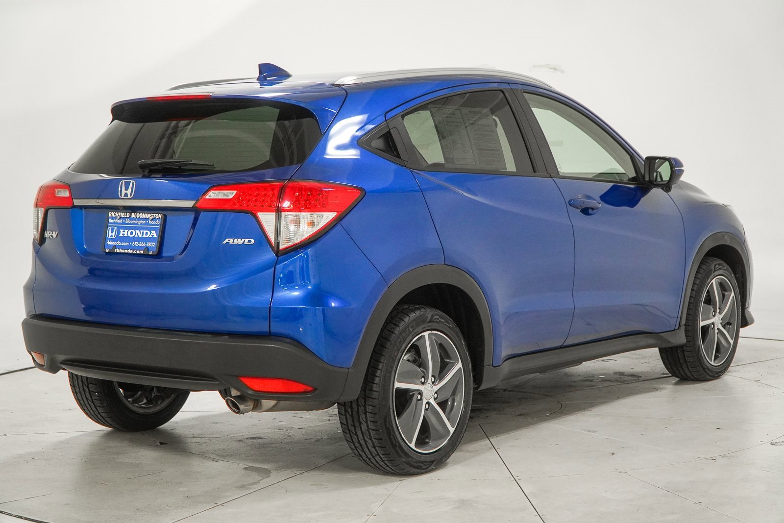 Used 2021 Honda HR-V EX image 11