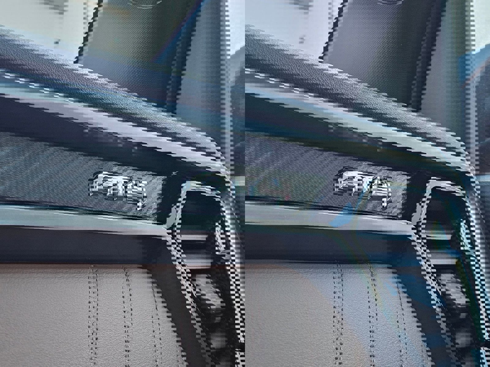 New 2026 GMC Canyon AT4 w/ AT4 Premium Package image 30