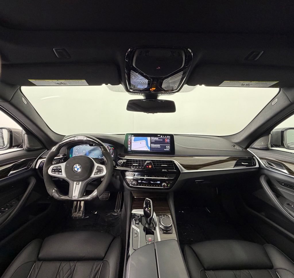 Used 2022 BMW M550i xDrive AWD/4WD image 6