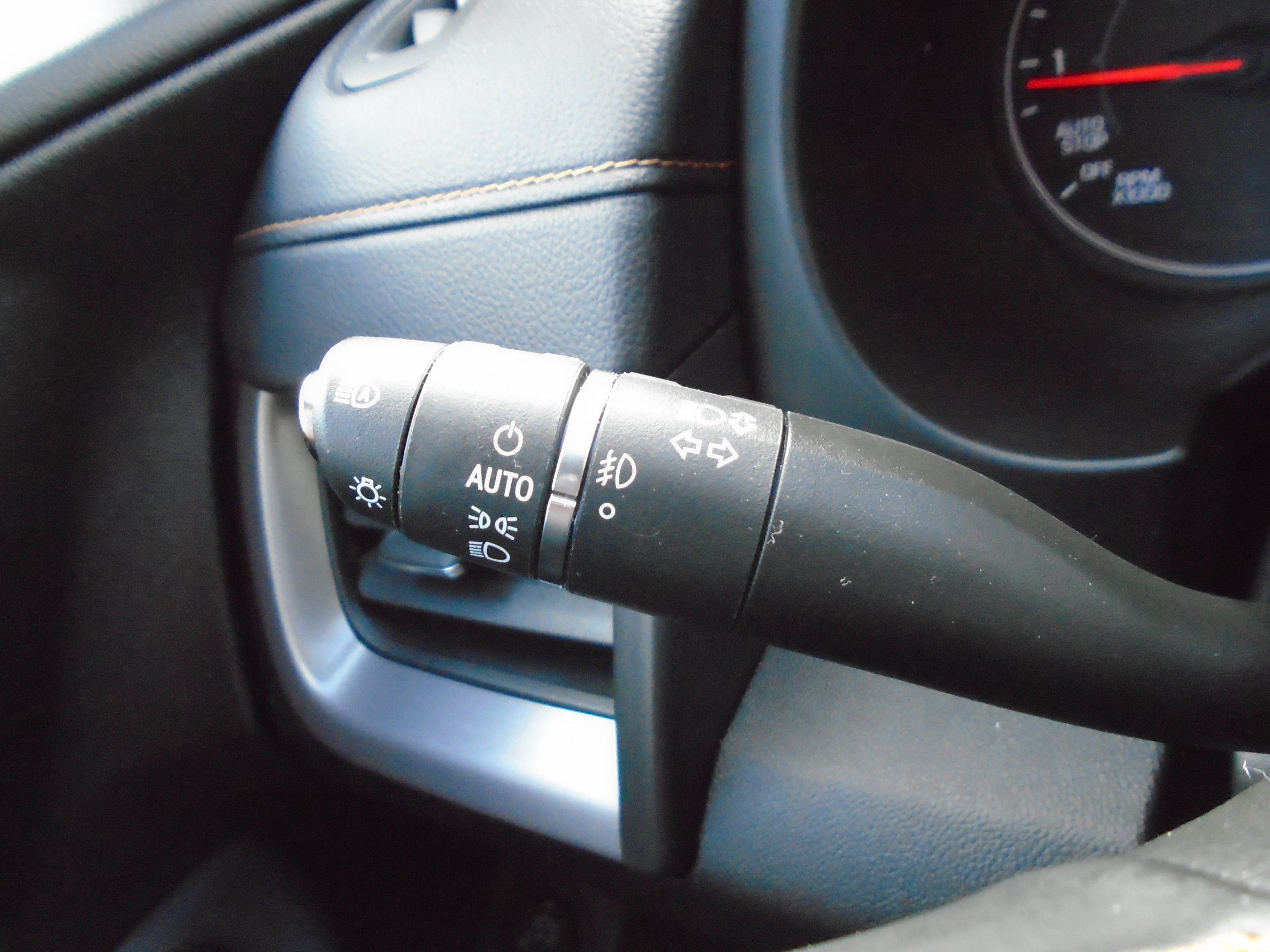 Certified 2024 GMC Terrain AT4 w/ Infotainment Package II AWD/4WD image 76