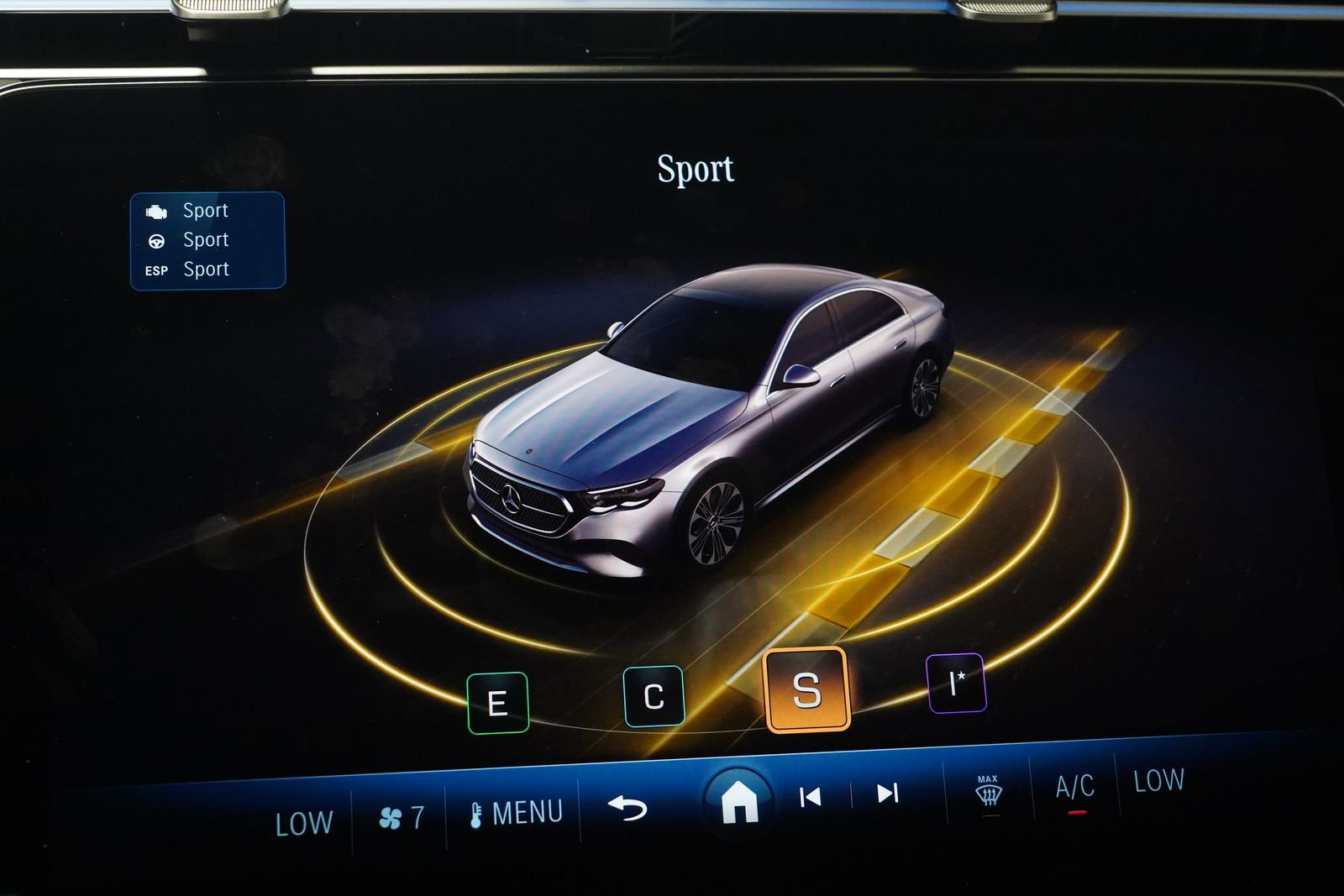 New 2026 Mercedes-Benz E 350 4MATIC Sedan image 26