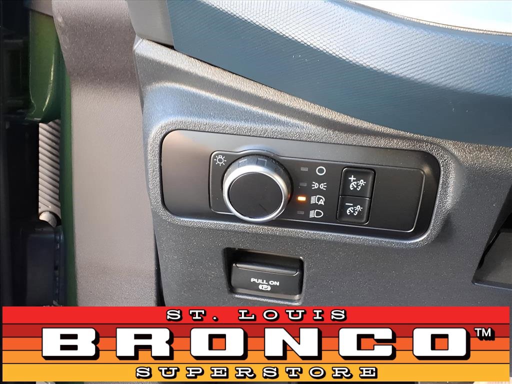 Used 2024 Ford Bronco Outer Banks image 17