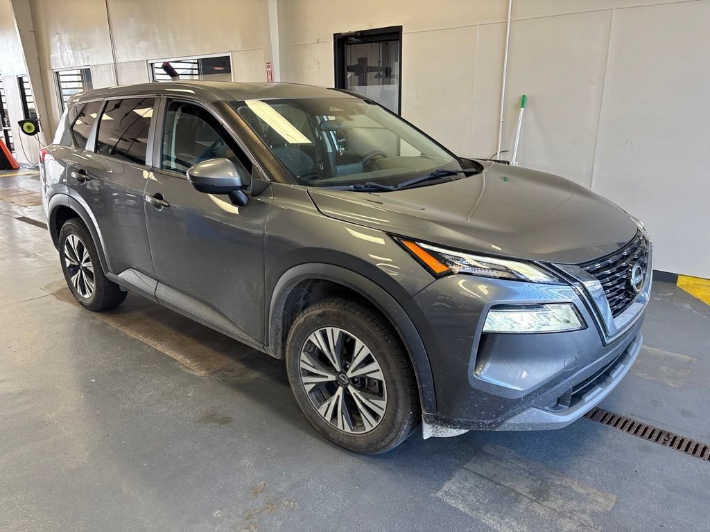 Used 2022 Nissan Rogue SV AWD/4WD image 1