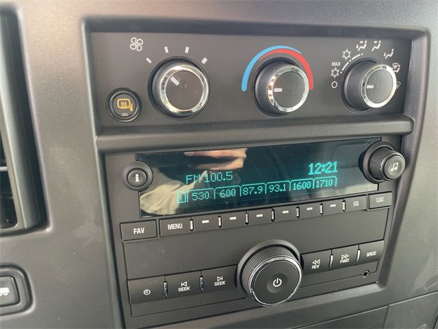 New 2025 Chevrolet Express 2500 image 10