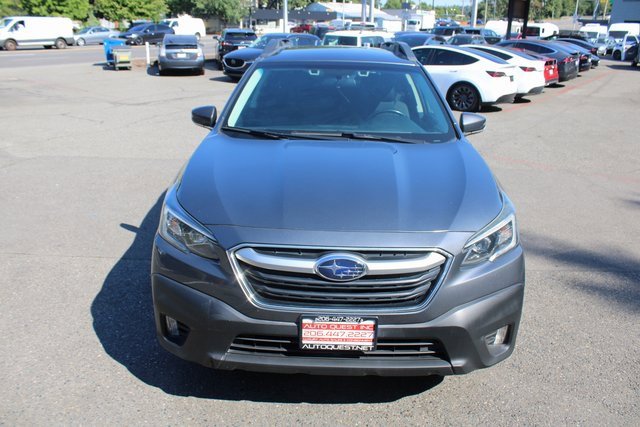 Used 2022 Subaru Outback Premium image 9