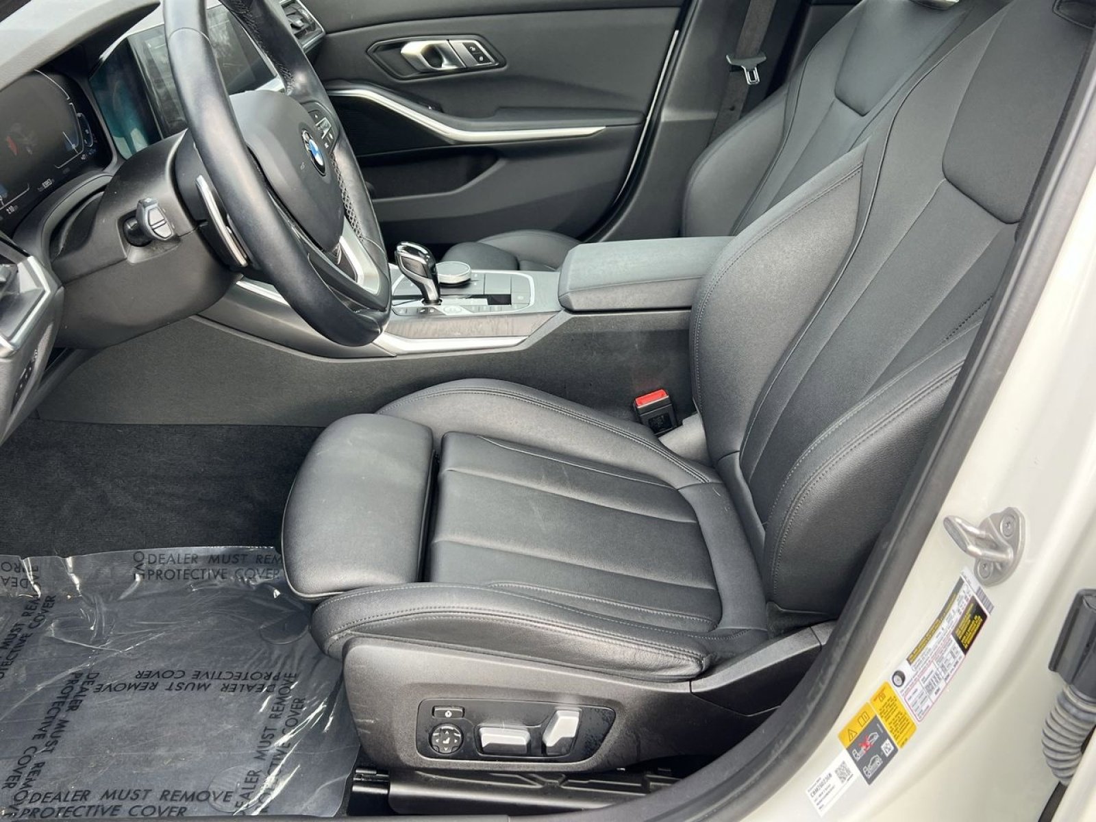 Used 2021 BMW 330e xDrive w/ Convenience Package image 14