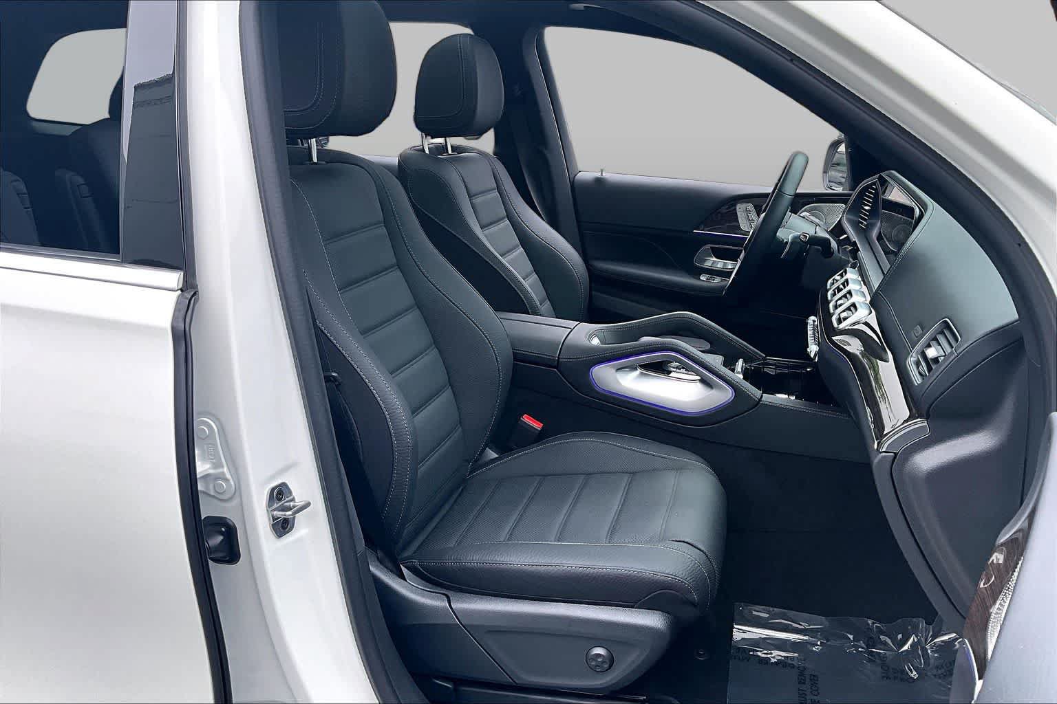 Certified 2026 Mercedes-Benz GLS 450 4MATIC image 8