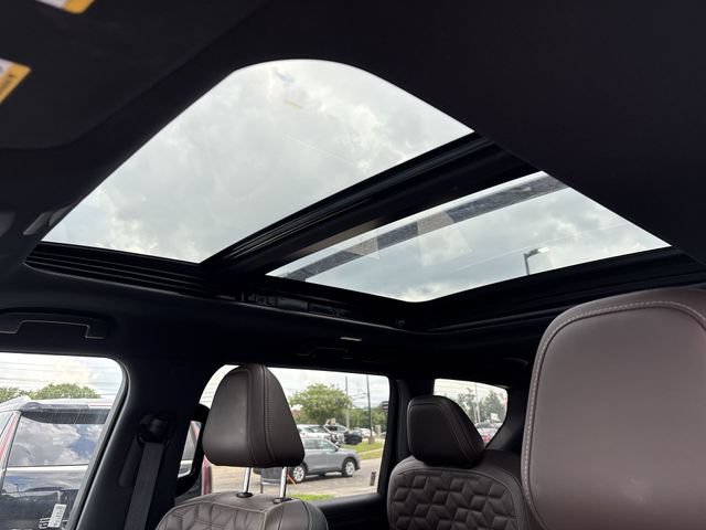 Certified 2025 Nissan Armada Platinum AWD/4WD image 21