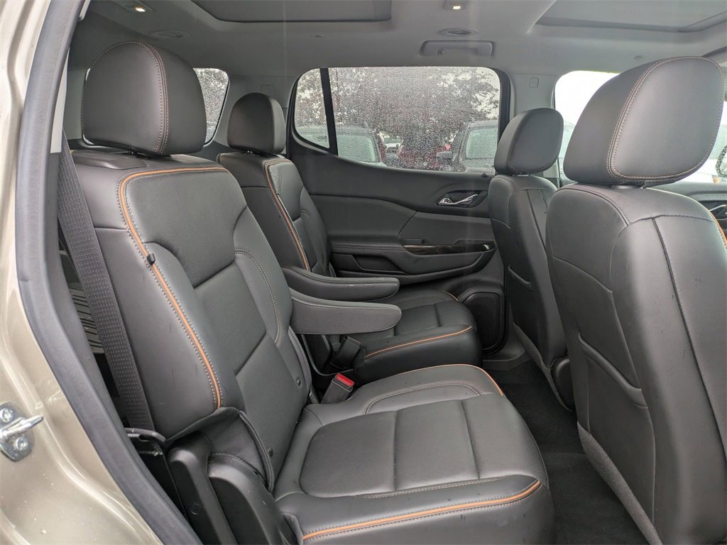 Used 2022 GMC Acadia AT4 w/ Technology Package image 26