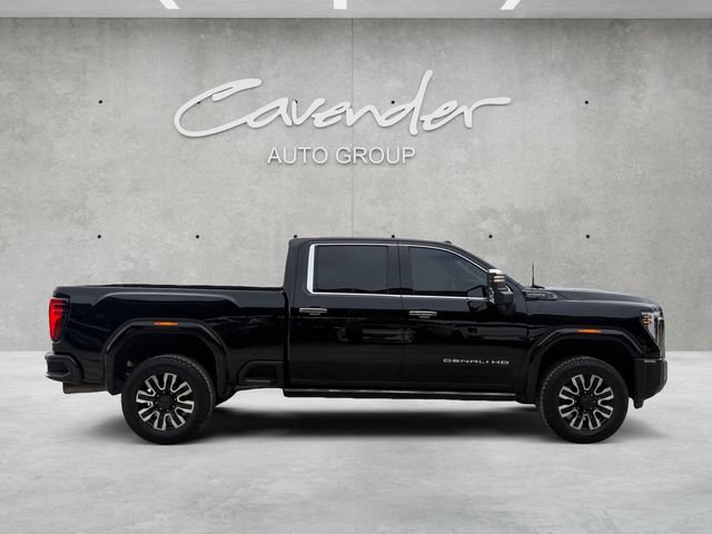 Used 2024 GMC Sierra 3500 Denali Ultimate AWD/4WD image 17