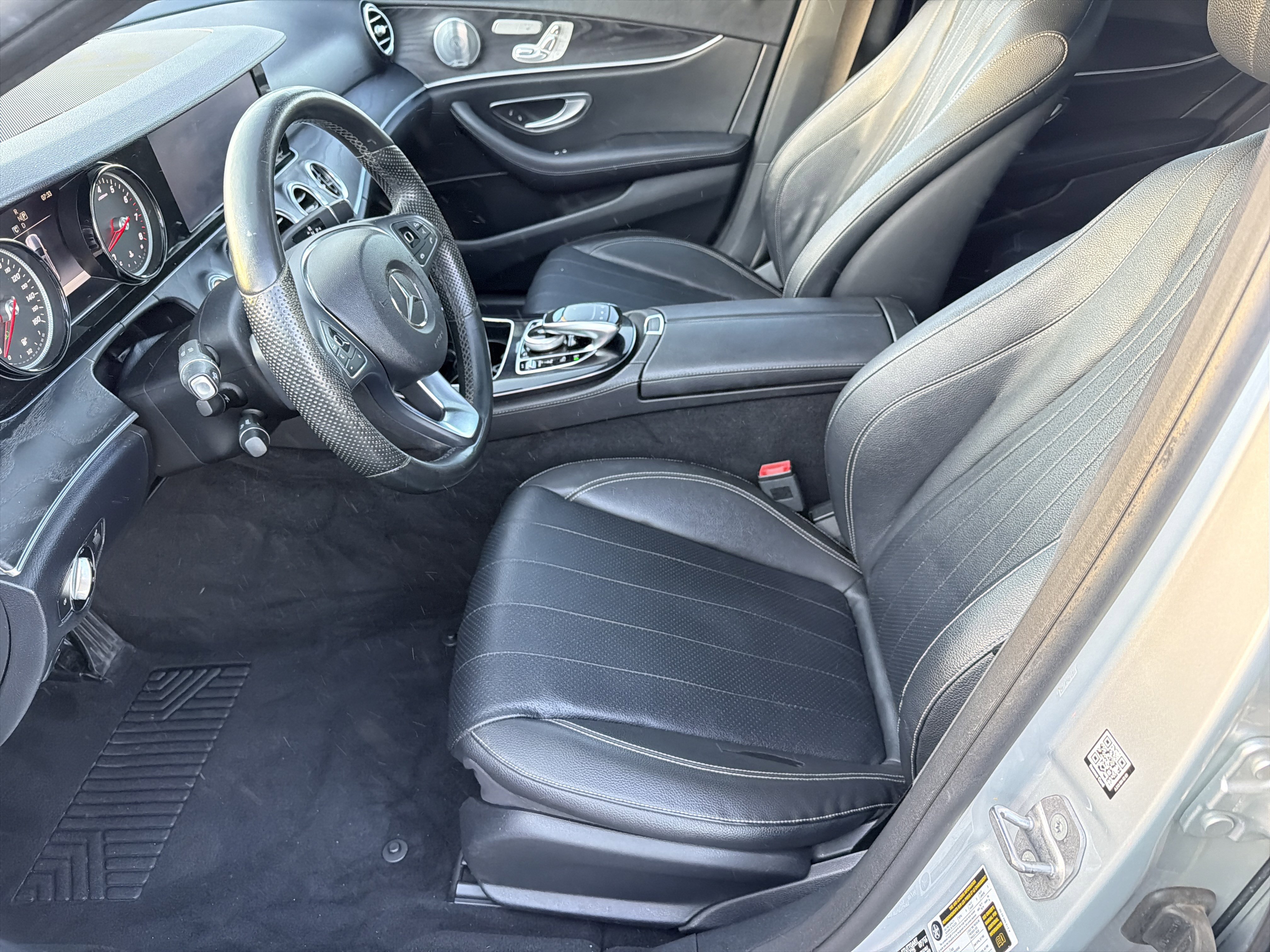 Used 2017 Mercedes-Benz E 300 w/ Premium 2 Package image 9