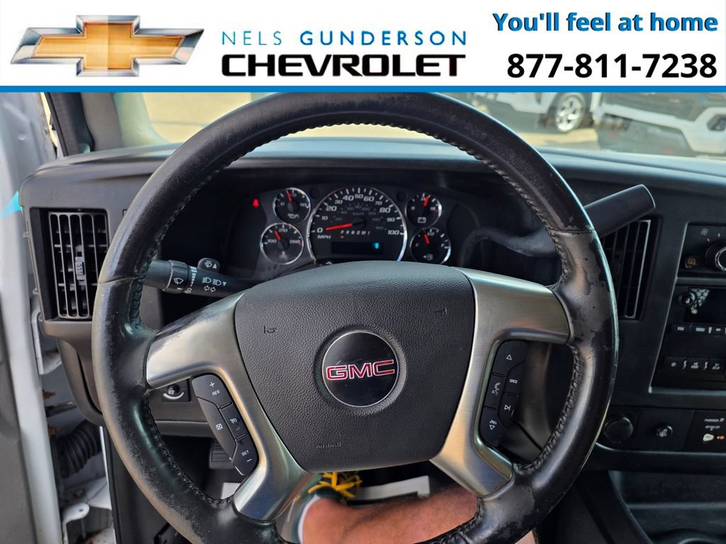Used 2017 GMC Savana 3500 Extended RWD image 18