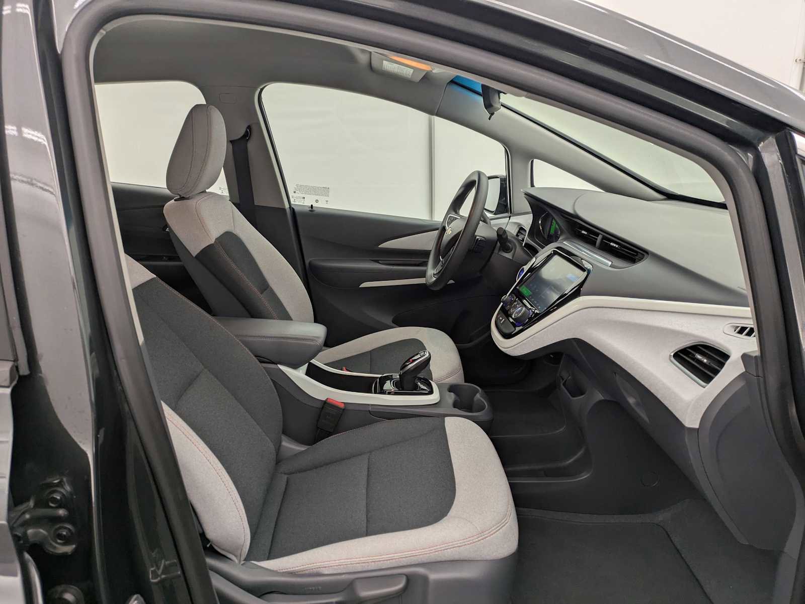 Used 2020 Chevrolet Bolt LT image 21