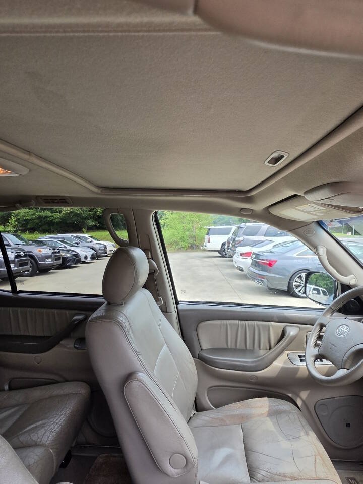 Used 2007 Toyota Sequoia Limited RWD image 11