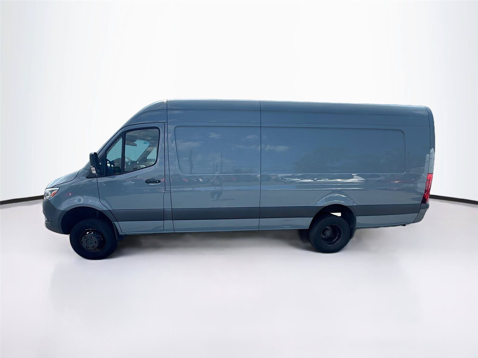 Used 2024 Mercedes-Benz Sprinter 3500 w/ Parking Package image 2