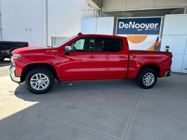 Used 2021 Chevrolet Silverado 1500 LT AWD/4WD image 15