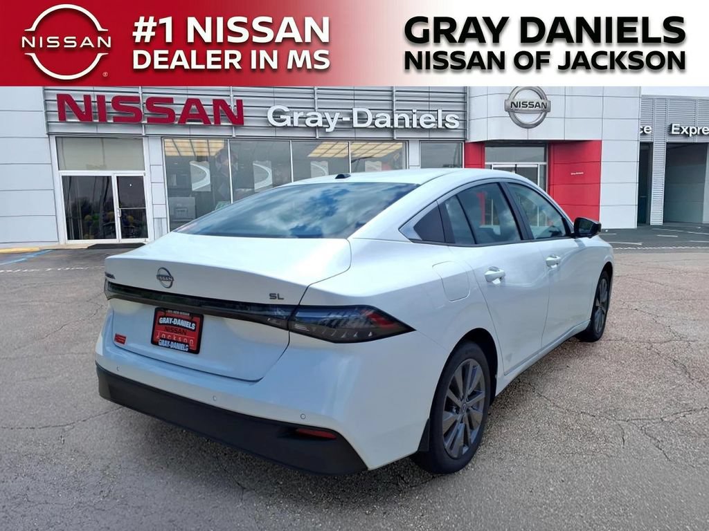 New 2026 Nissan Sentra SL w/ Floor Mat Package FWD image 7