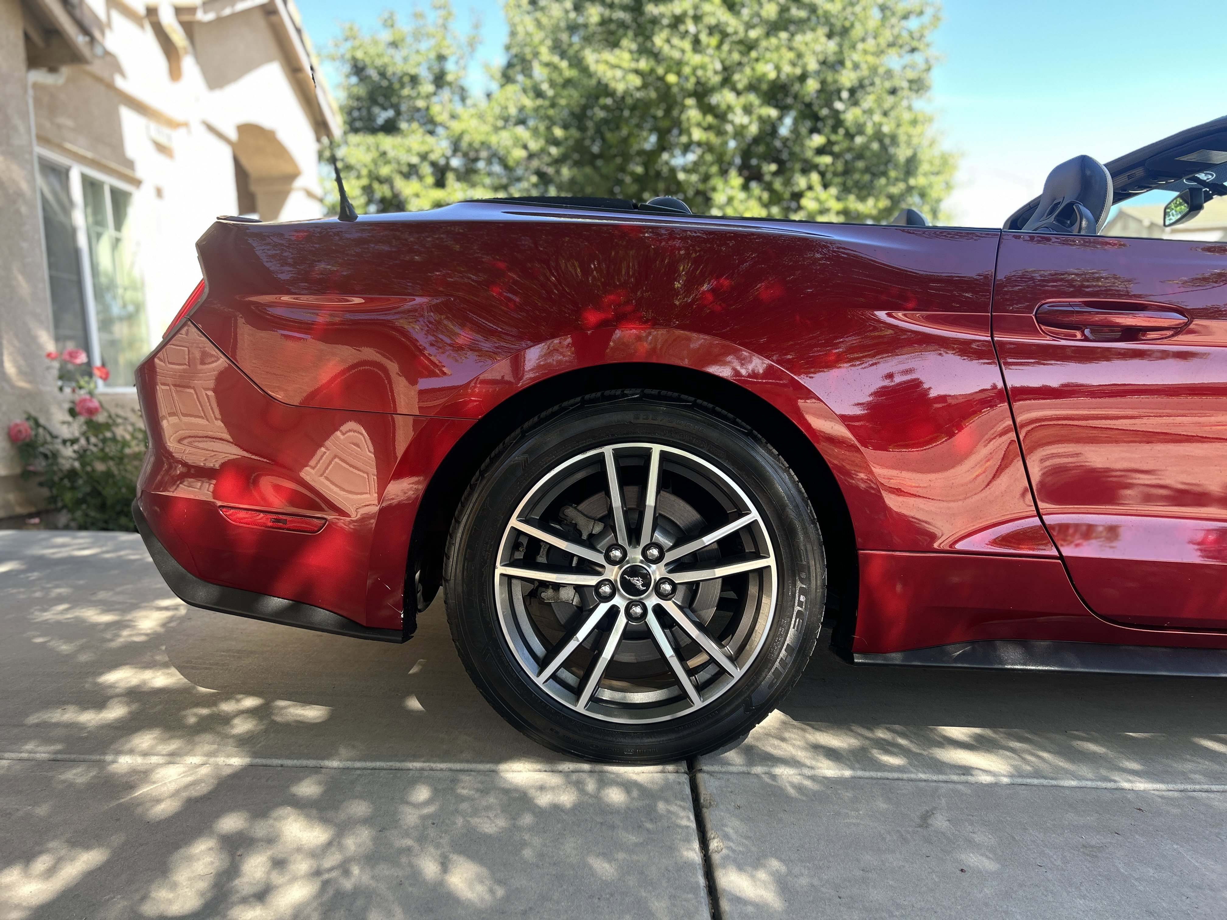 Used 2017 Ford Mustang GT Premium image 16