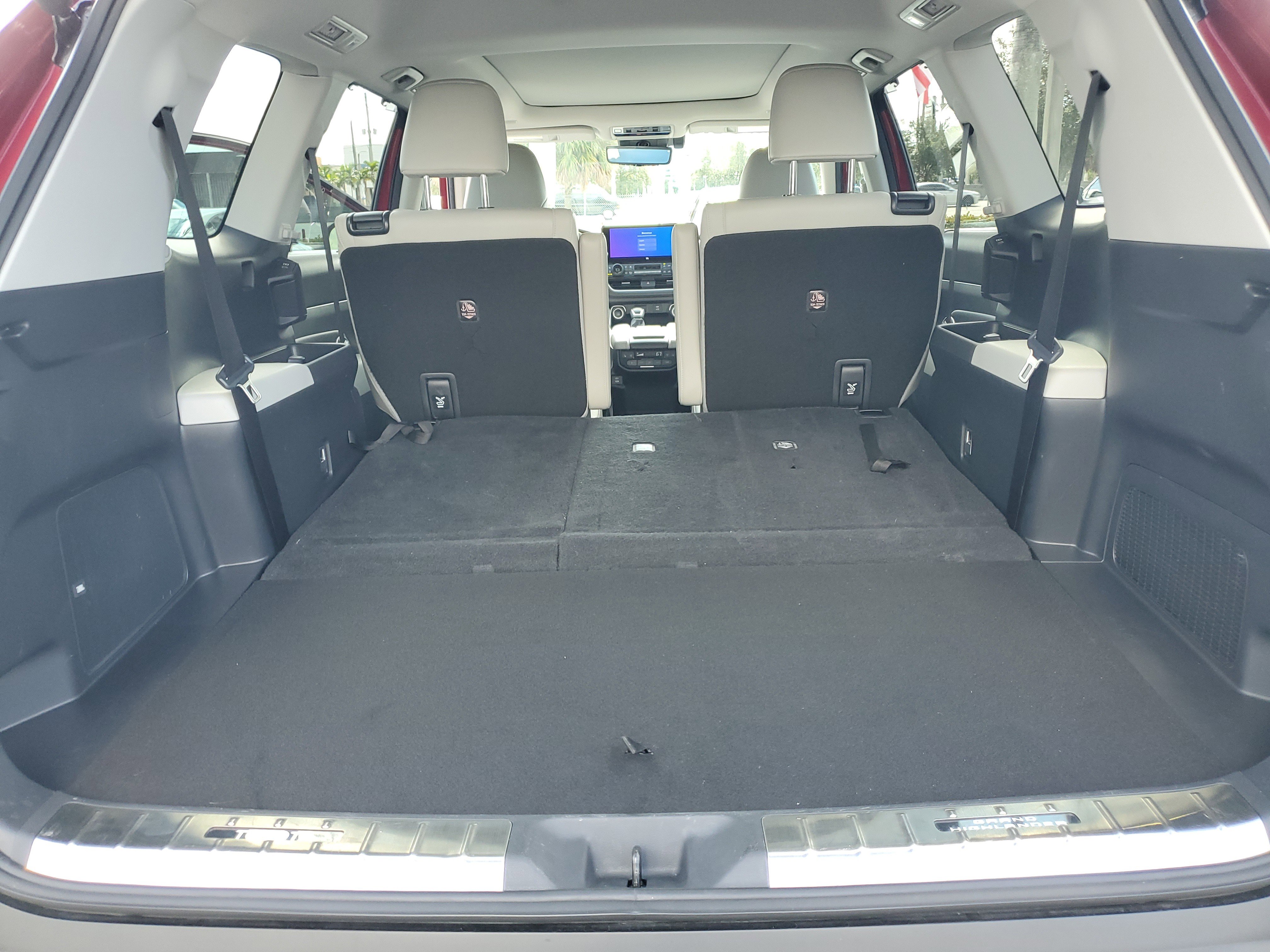 Used 2024 Toyota Grand Highlander Platinum image 29