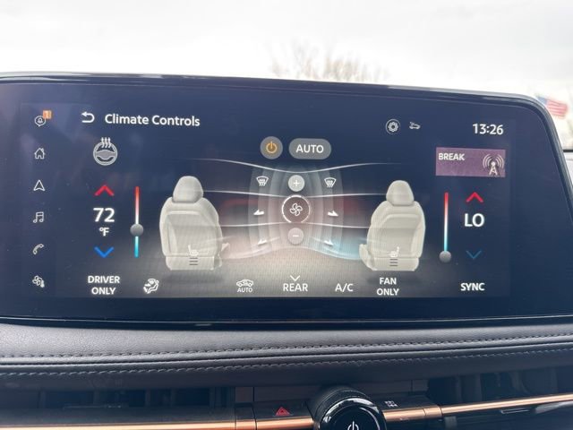 Used 2024 Nissan Ariya AWD image 27